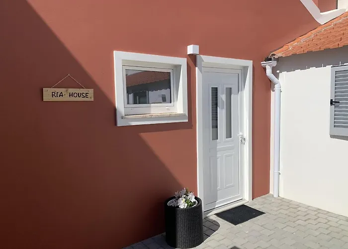 - Ria House * Torreira